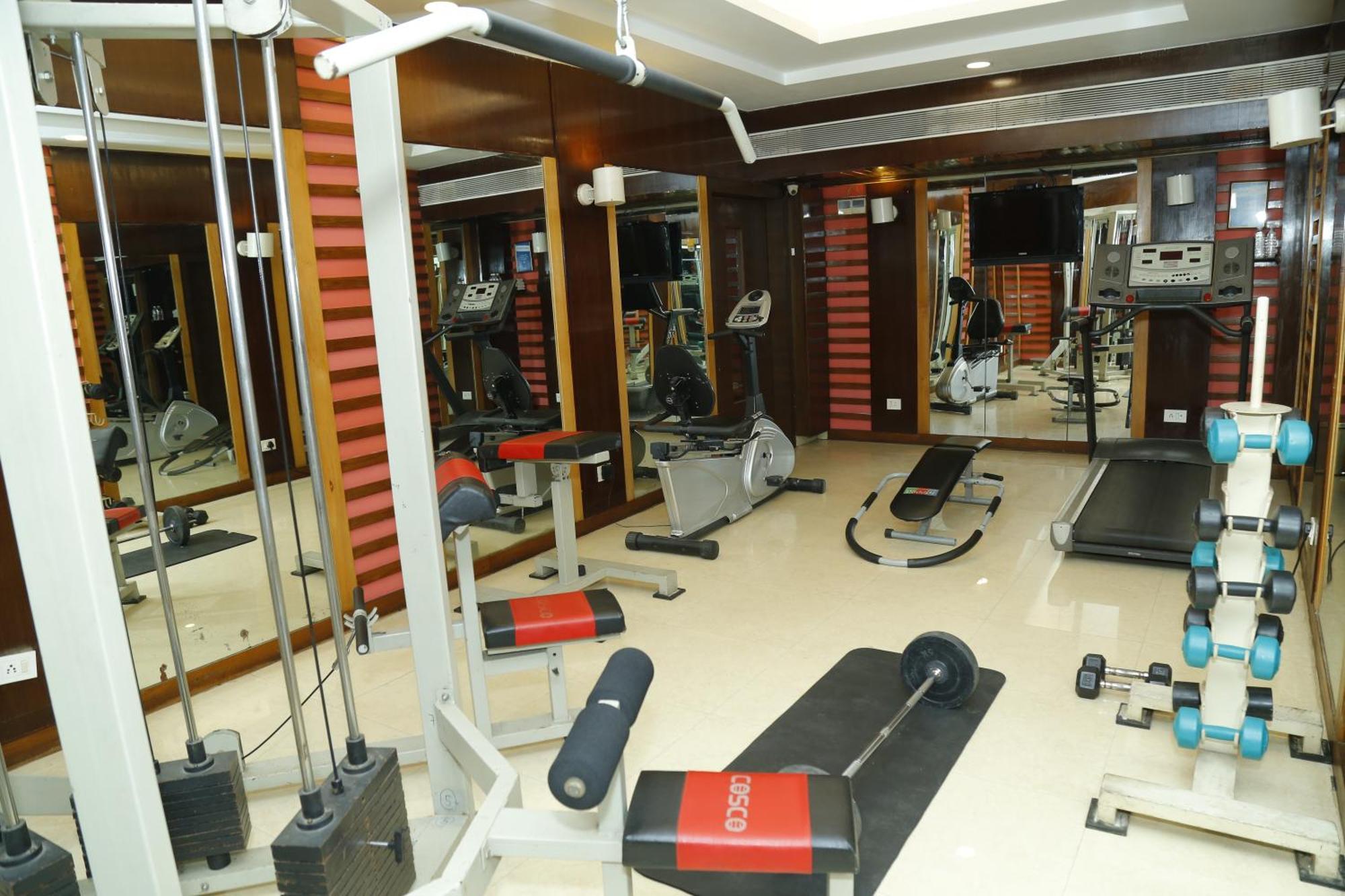 Sarovar Portico Rivera Ahmedabad Exterior foto